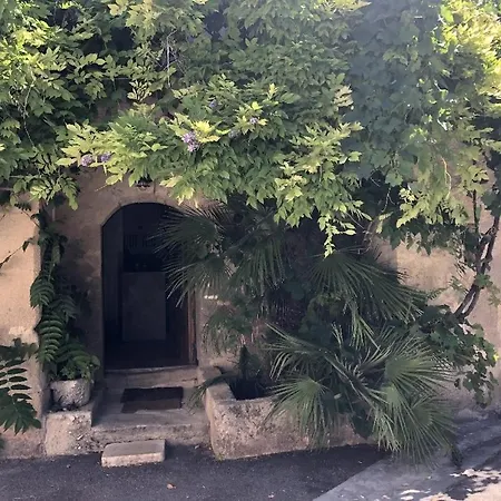 - De 100m2 Avec 2 Et Terrace - Possibilite Table D'hote Bed & Breakfast Boisseron